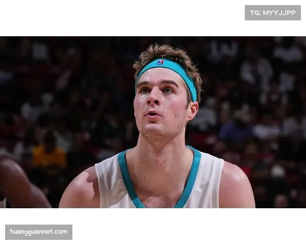 NBA季前赛新秀卡尔克布伦纳表现亮眼砍下11分7板 麦克尼利手感冰冷仅得2分